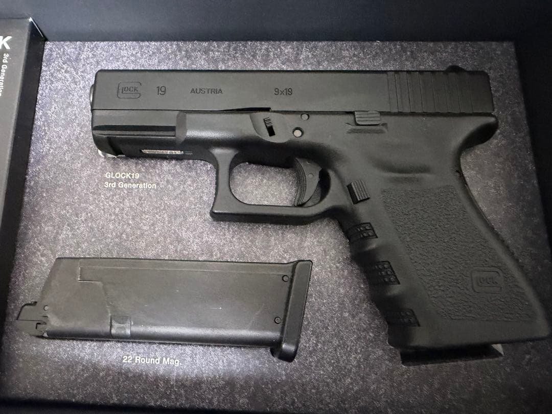 GLOCK 19 3rd Generation ガスガン　マルイ製オモチャ