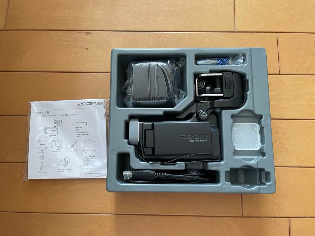 ZOOM Q8 ハンディビデオレコーダー