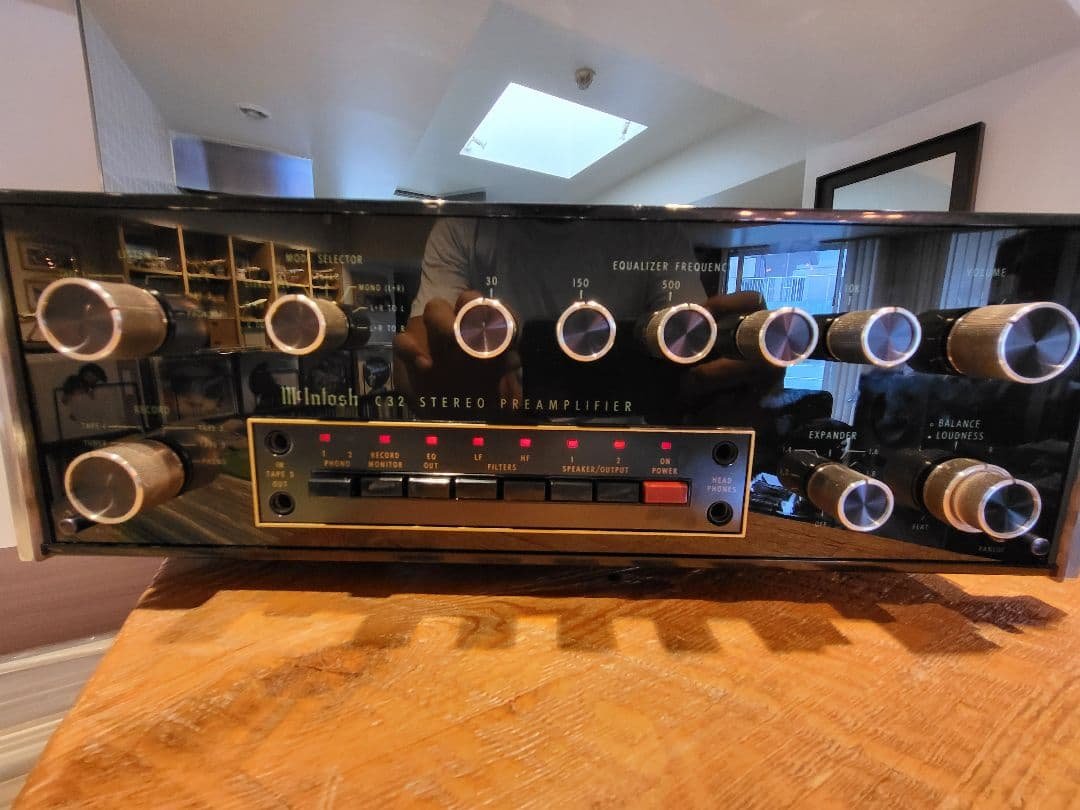 McIntosh マッキントッシュ C32 プリアンプ 【動作品】