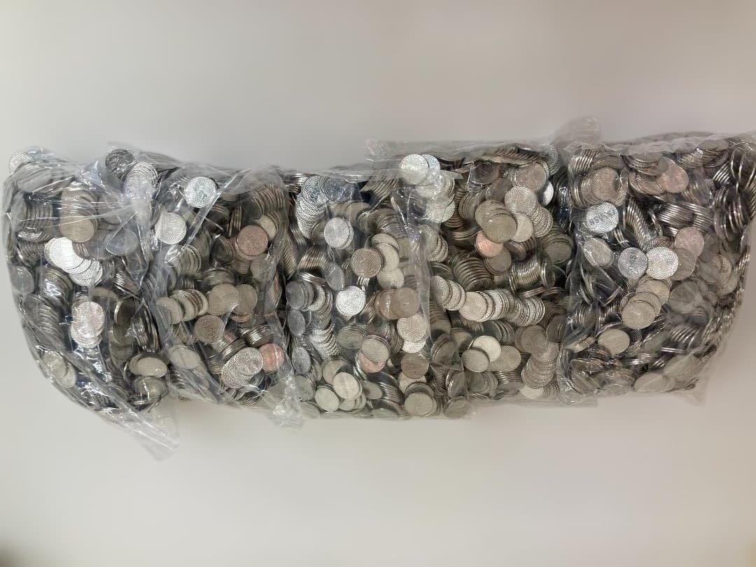 新品・未使用　パチスロ25パイメダル！　5000枚