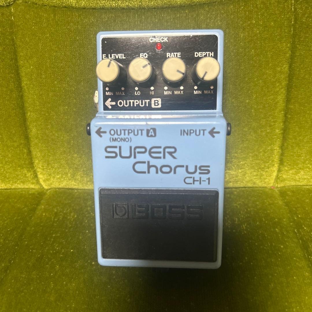BOSS CH-1 アナログコーラス　ピンクラベル　エフェクター