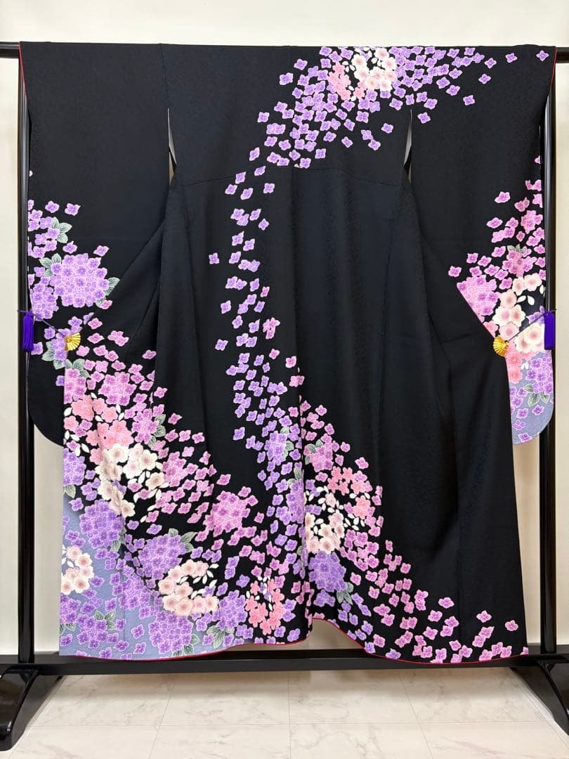 振袖 袷 紫陽花 桜 金糸 ブラック パールトーン加工済