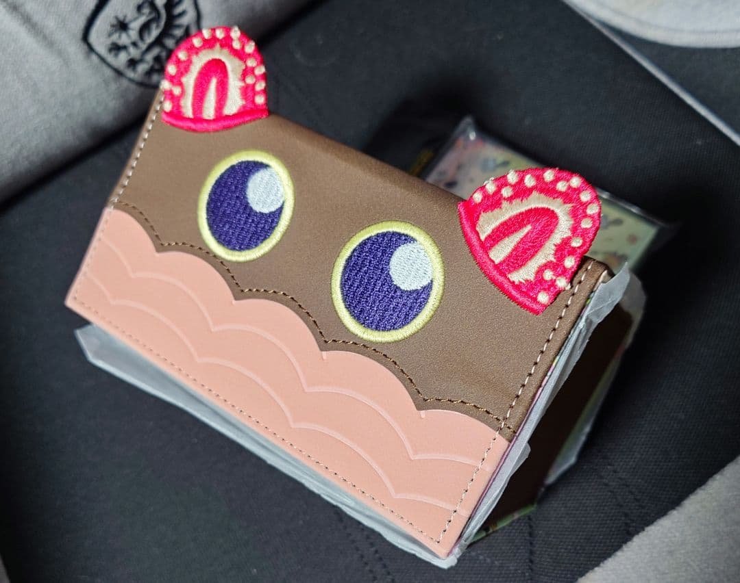 【遊戯王】ヤミーデッキケース＆スリーブ100枚すべて新品【ドイツ製】