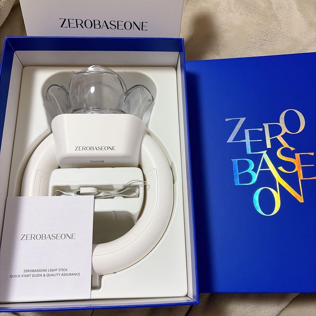ZEROBASEONE 公式ペンライト