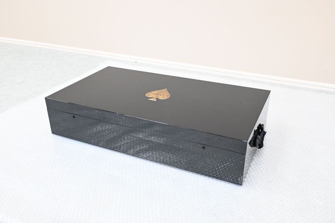 【極美品】 アルマンドアタッシュケース黒木製6本入り