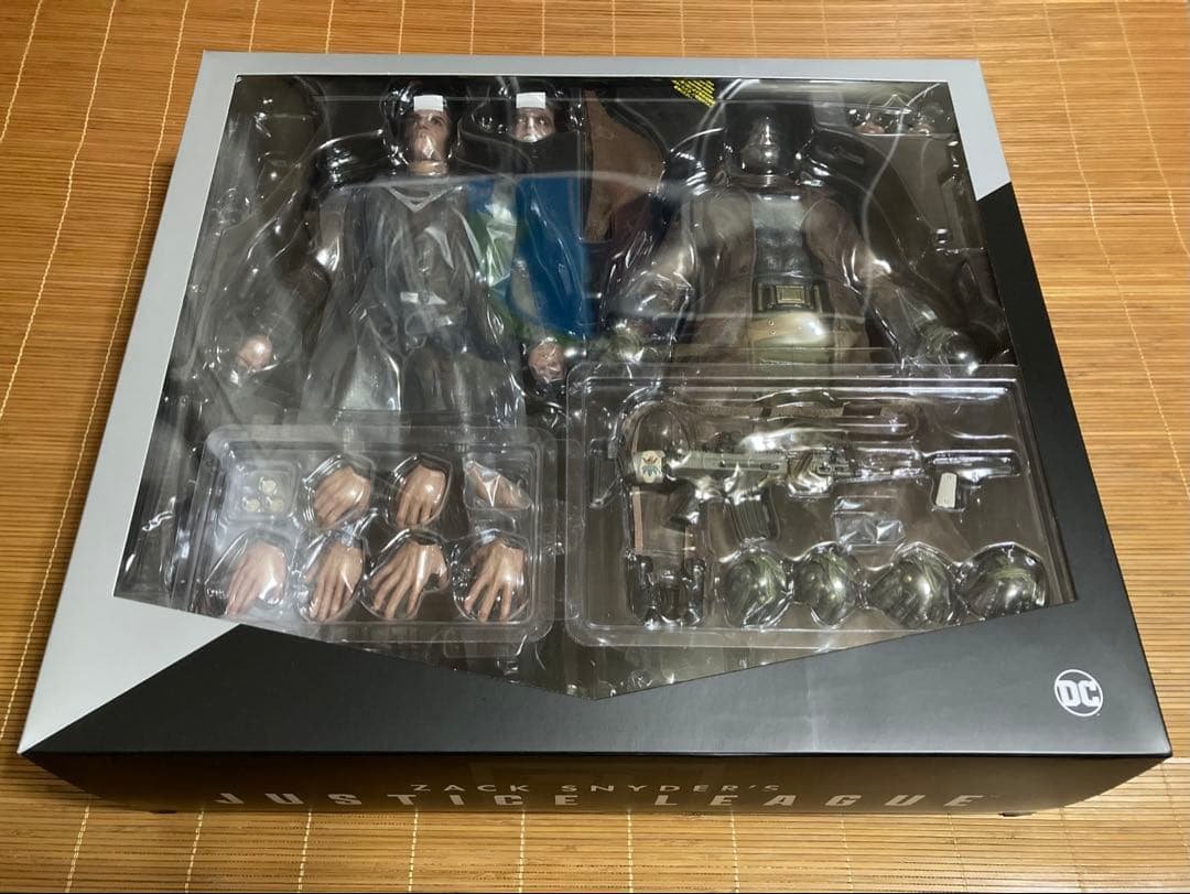 【専用】ホットトイズ スナイダーカット ナイトメア・バットマン & スーパーマン