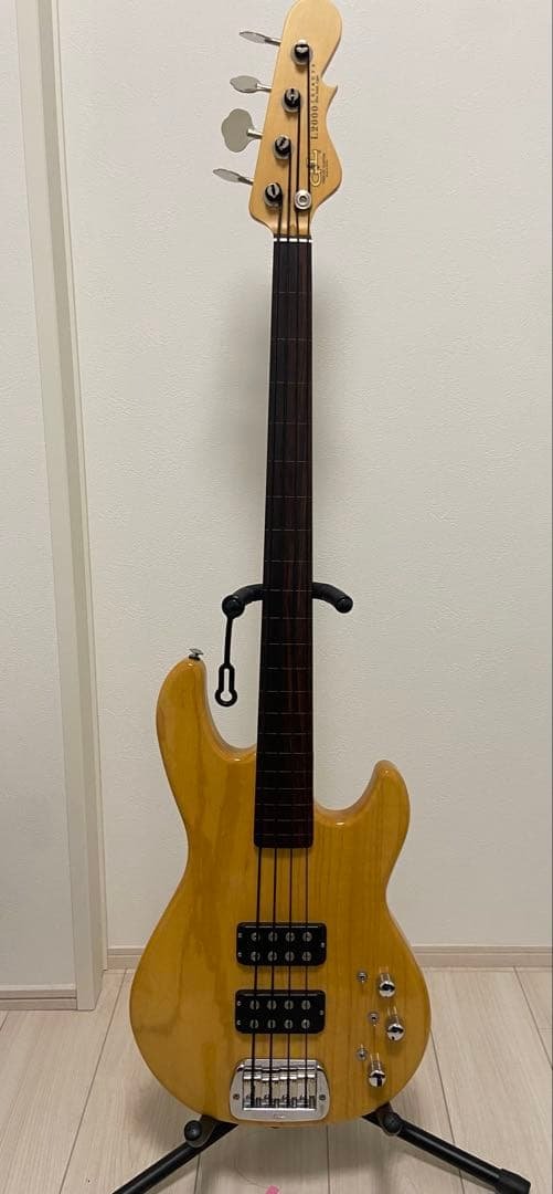 G&L L2000 tribute custom フレットレス