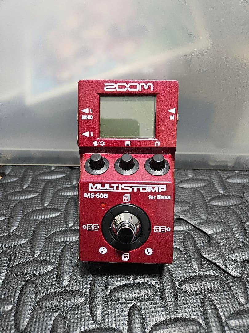 ベース ZOOM MS-60B