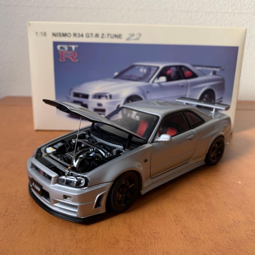 ミニカー AUTOart 1/18 NISMO R34 GT-R z-tune