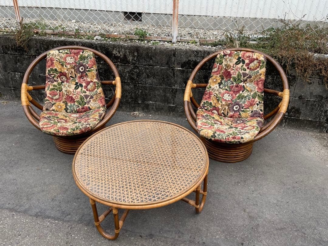 （中古品）アンティーク家具3点セット。 配送なし、取りに来れる方のみ。