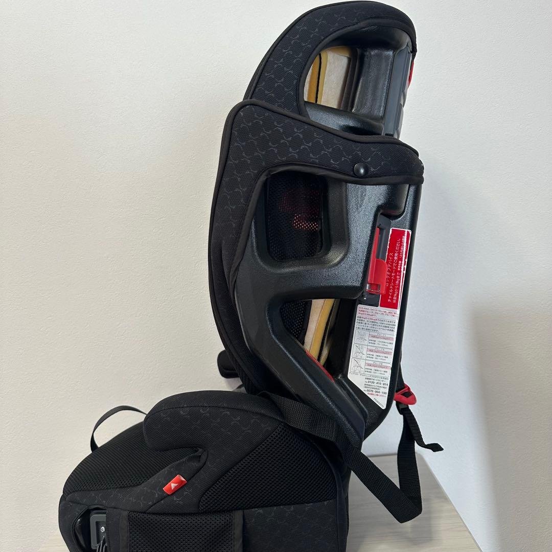 【美品】Aprica AirGroove Plus ブラック ジュニアシート