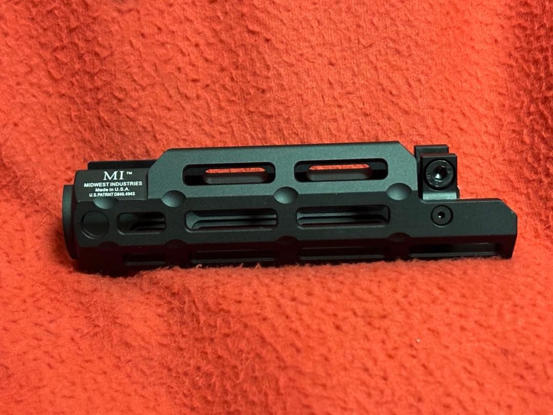 レプリカ mi mp5 m-lok ハンドガード